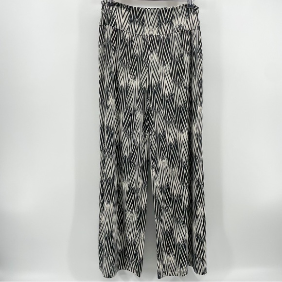 Apt. 9 Black/Gray Chevron Flowy Pants M - Picture 1 of 4